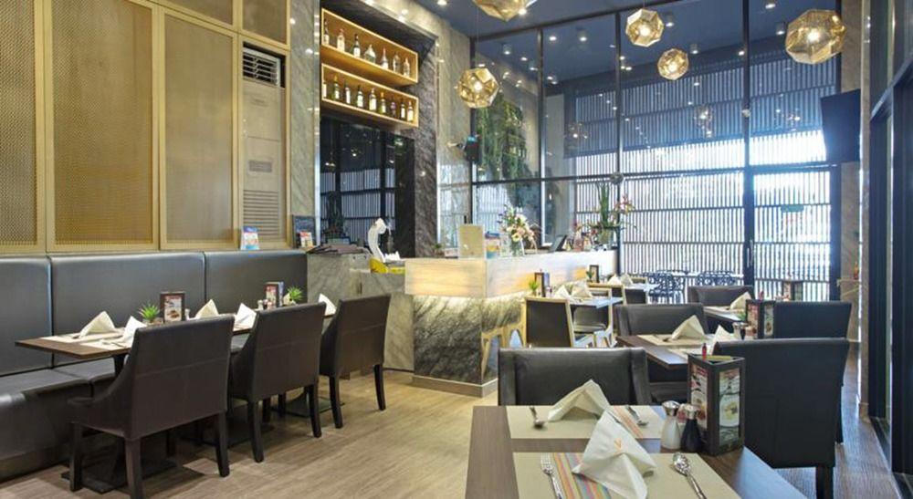 V Residence Bangkok Luaran gambar