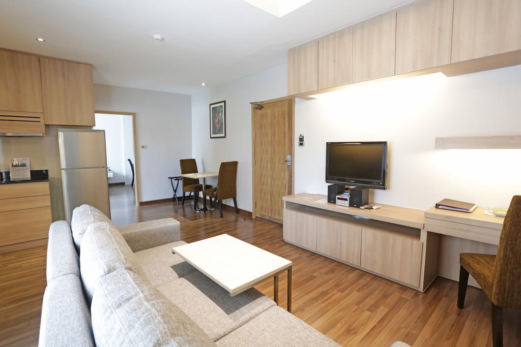 V Residence Bangkok Luaran gambar